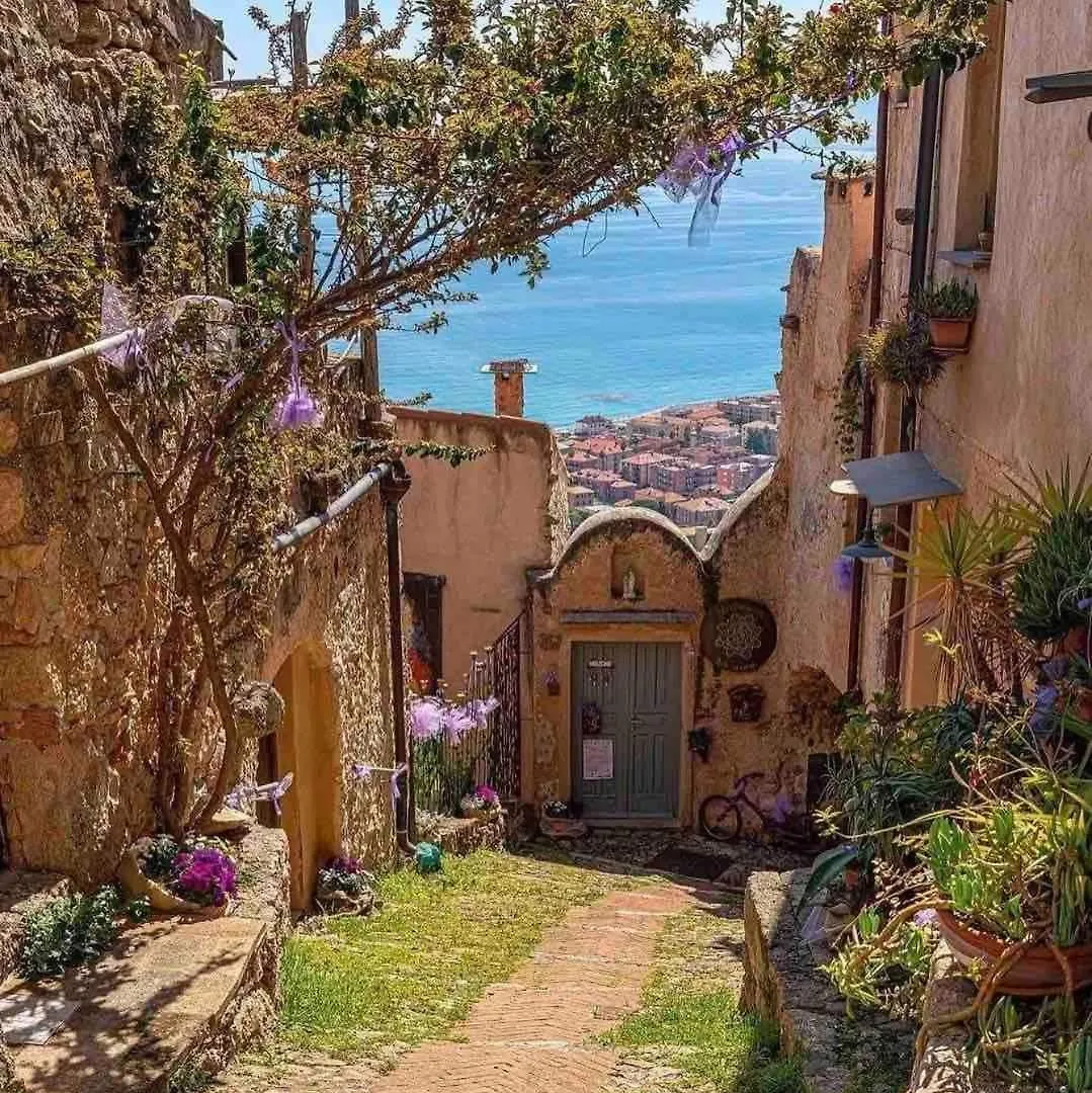 Sea And Tranquility And Bicycles Chezeno Apartment Borgio Verezzi Italy